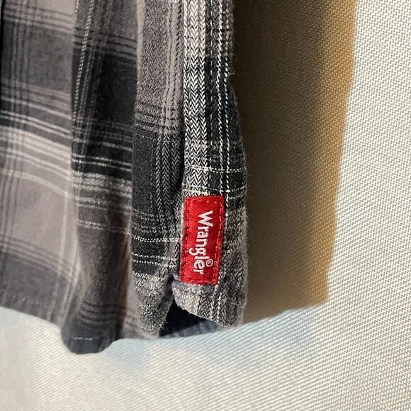 Men's Wrangler Button Down Shirt‎ Grey and Black Western Small - Picture 2 of 4